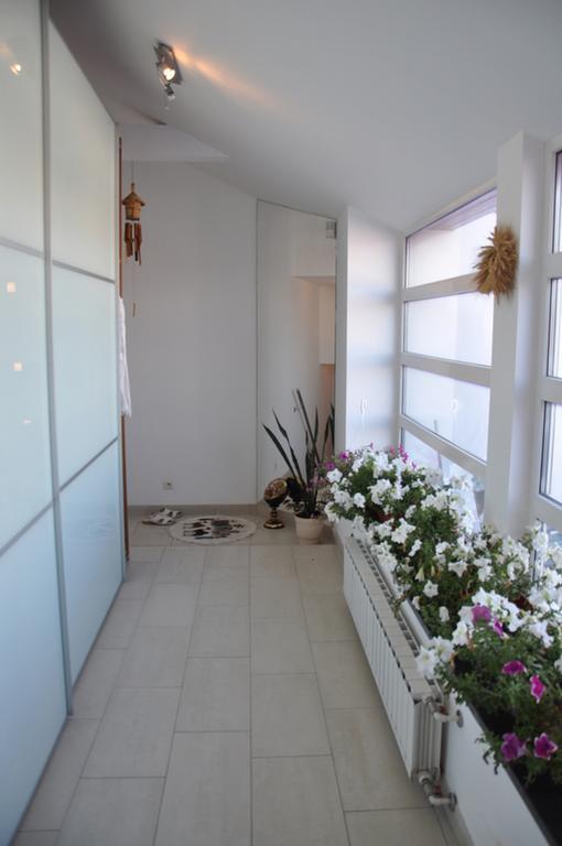Mansard Apartment Antonovicha 4 Kyiv Exterior photo